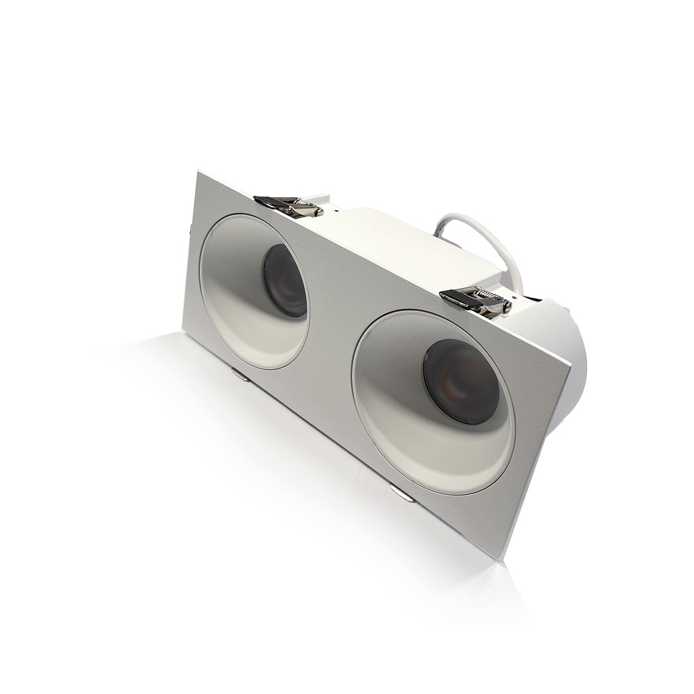 ANTI-GLARE RECESSED TWO HEADS DOWNLIGHT 120VAC 30W 2100LM BEAM ANGLE 36° 3000K CRI>90 PF>0.9 DAMP LOCATION WHITE BODY WHITE REFLECTOR