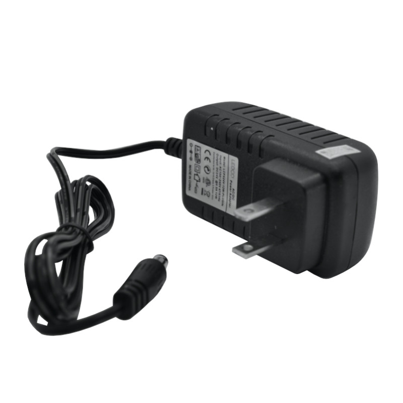 NON-DIMMABLE POWER SUPPLY - 12W 24V (PLUG-IN)